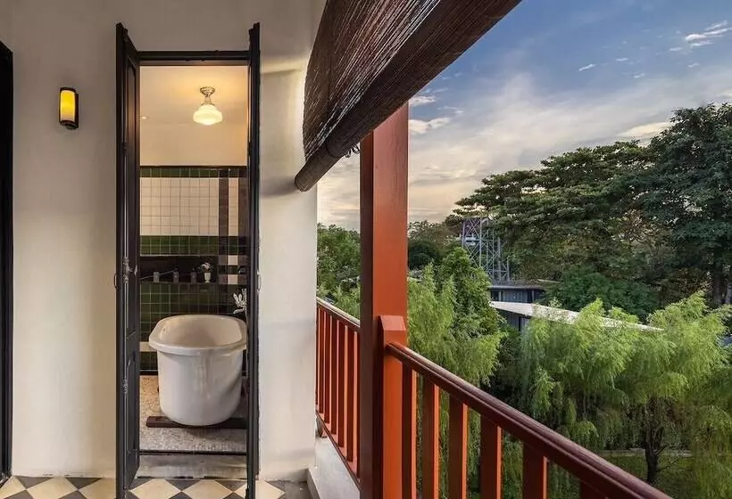 酒店 Ping Silhouette