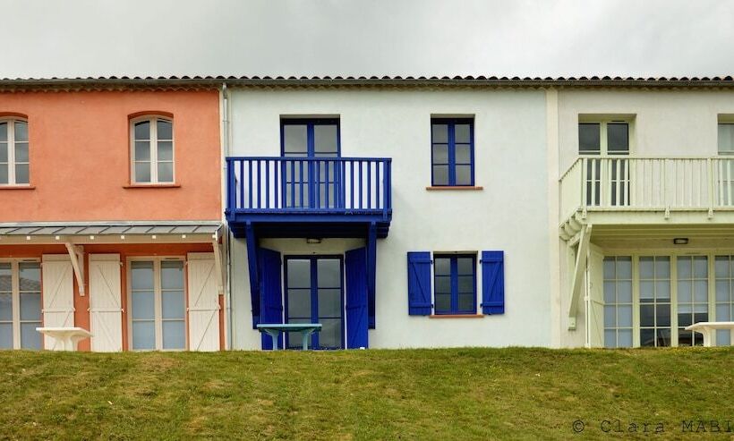 فندق L Oustal Del Carlat