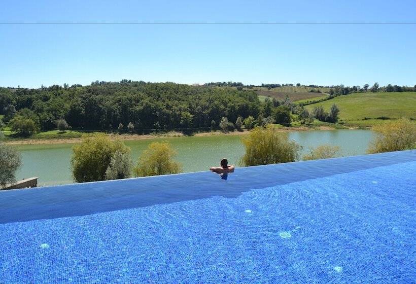 فندق L Oustal Del Carlat