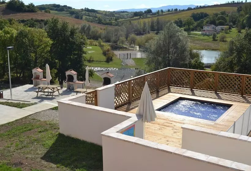 ホテル L Oustal Del Carlat