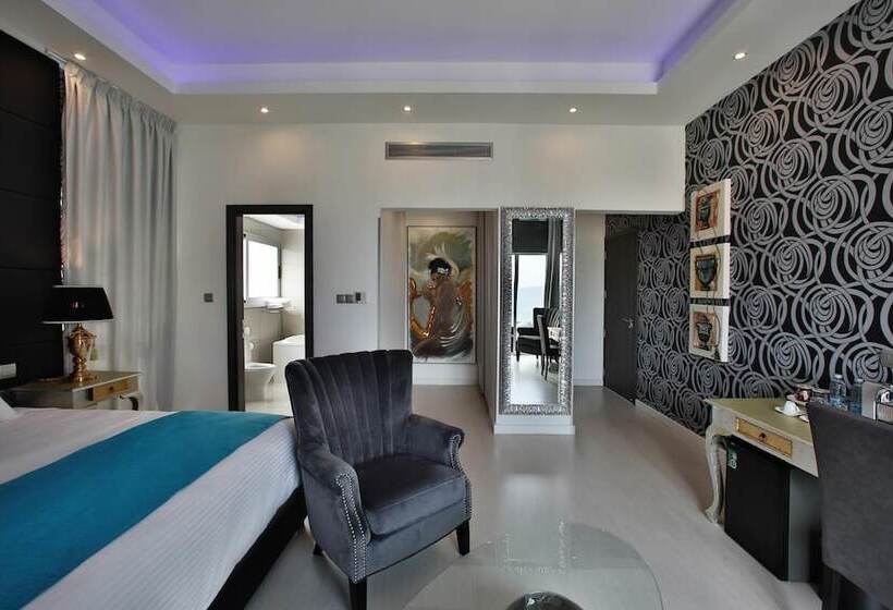 هتل The Josephine Boutique