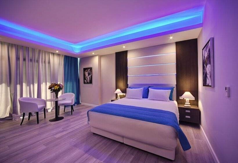 هتل The Josephine Boutique