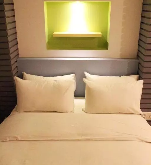 هتل The Stay