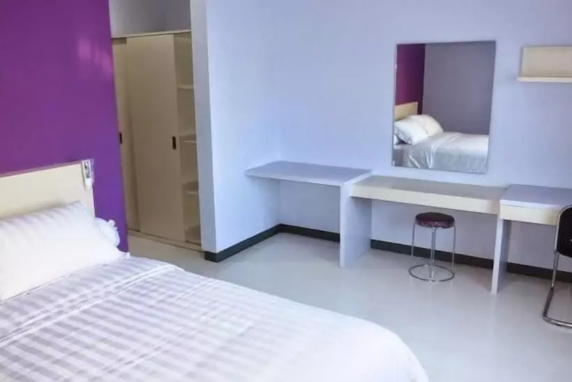 בית מלון כפרי Twin Star