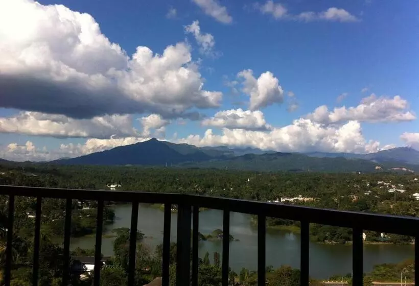 호텔 Villa Arunalu Kandy