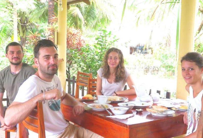 بنسيون Beach Lagoon Guesthouse