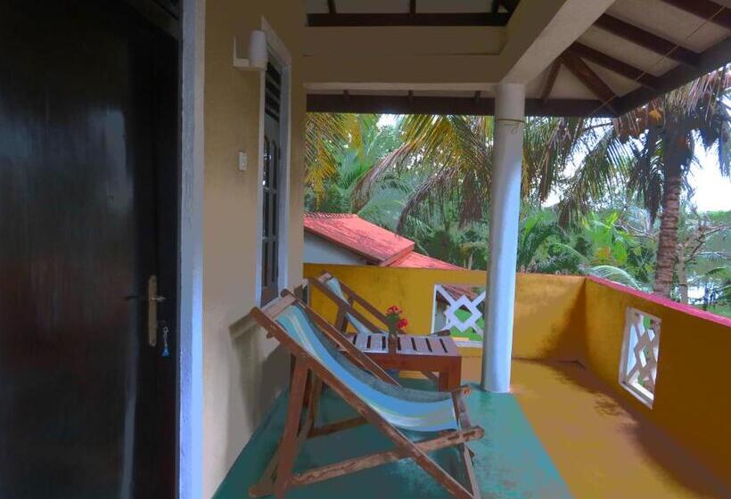 بنسيون Beach Lagoon Guesthouse