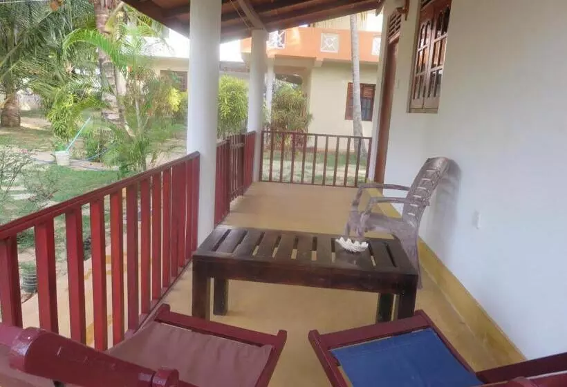 ペンション Beach Lagoon Guesthouse