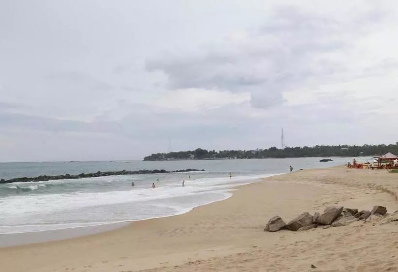 ペンション Beach Lagoon Guesthouse