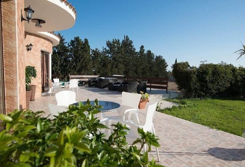 פנסיון Bella Rosa Hotel Cyprus