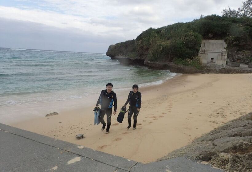 پانسیون Sea Blue