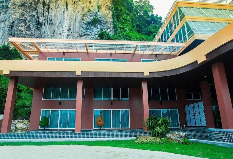 Phi Phi Cliff Beach Resort