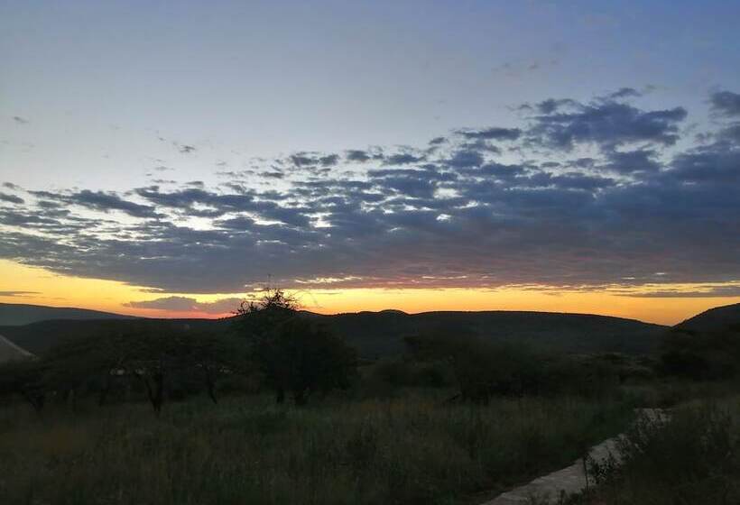 هتل Emayian Luxury Camp