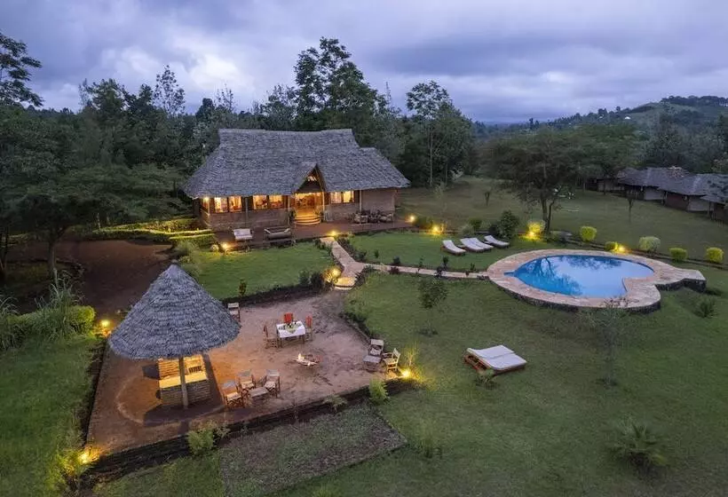 هتل Karatu Tented Lodge