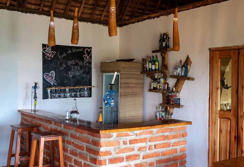 Отель Karatu Tented Lodge