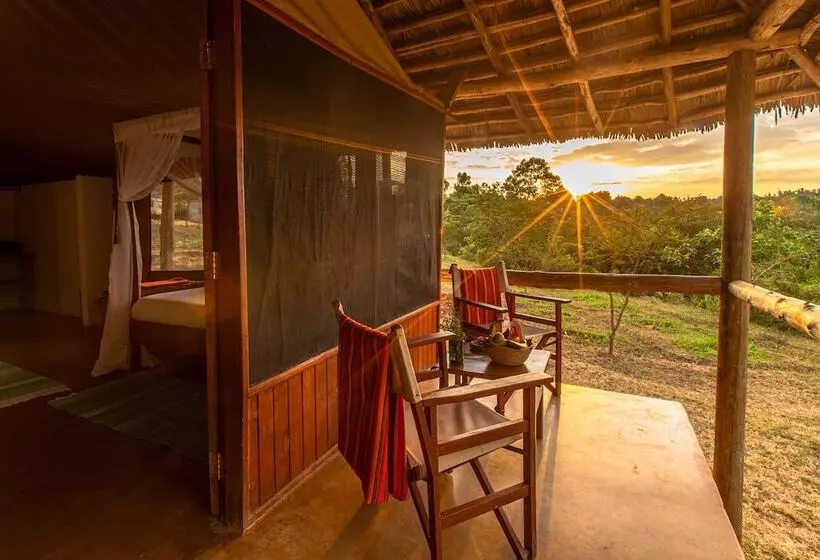 هتل Karatu Tented Lodge