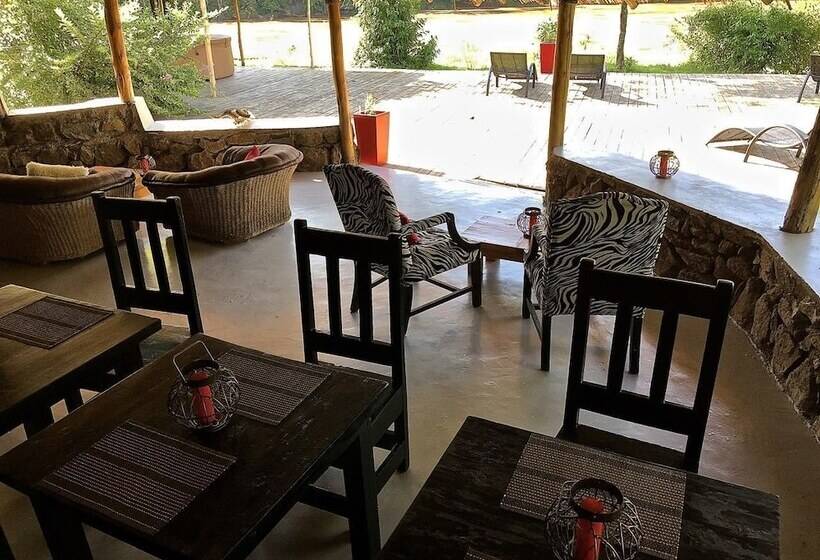 هتل Nyota Mara Lodge