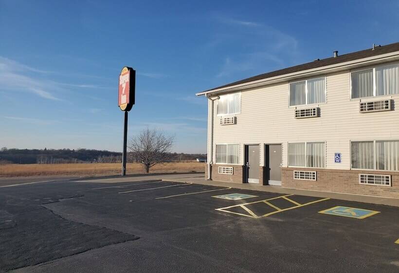 Отель Super 7 Inn