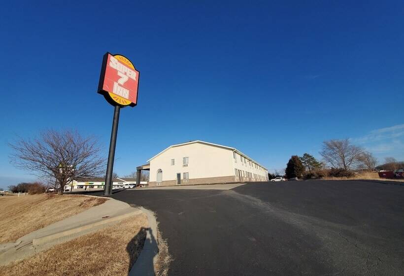 Отель Super 7 Inn