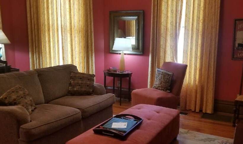 هتل Union Square Guest Quarters