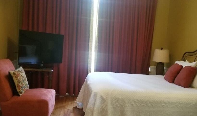 هتل Union Square Guest Quarters