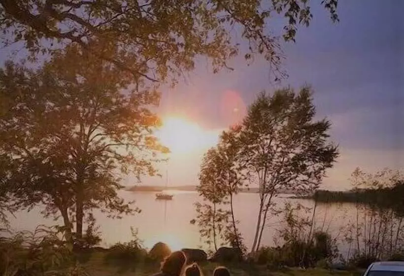 Motelli Carolyn Beach Inn