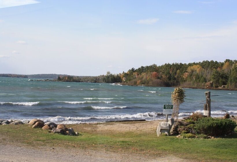 モーテル Carolyn Beach Inn