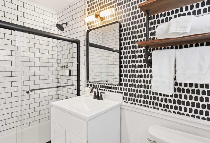 汽车旅馆 The Boha