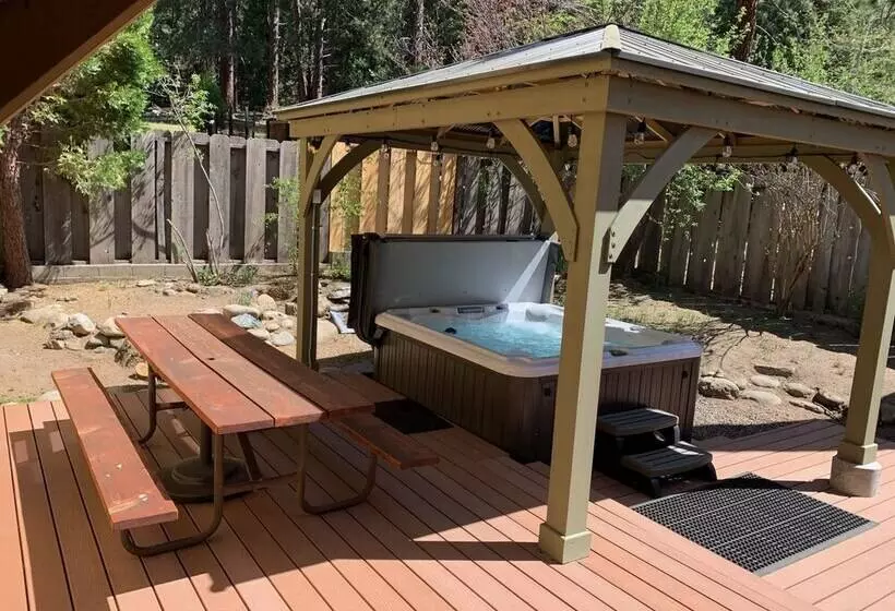 Scenic Wonders Apple Tree Home 3 Br