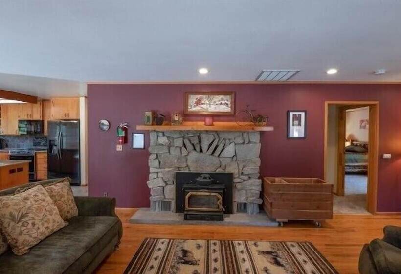 Scenic Wonders Apple Tree Home 3 Br