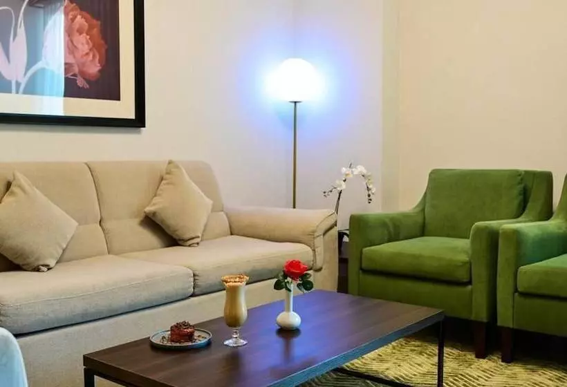 هتل Retaj Baywalk Residence