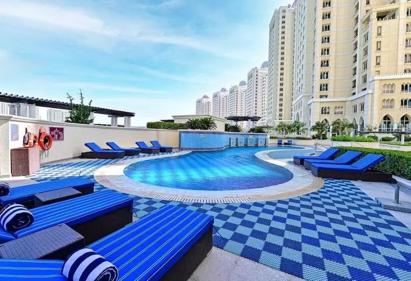 هتل Retaj Baywalk Residence