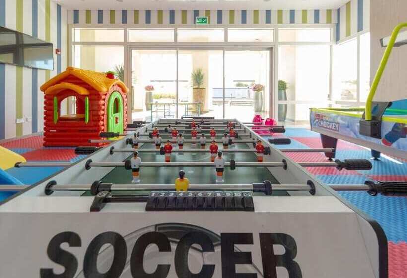 هتل Retaj Baywalk Residence