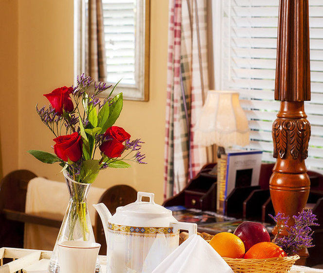 צימר Antebellum Inn