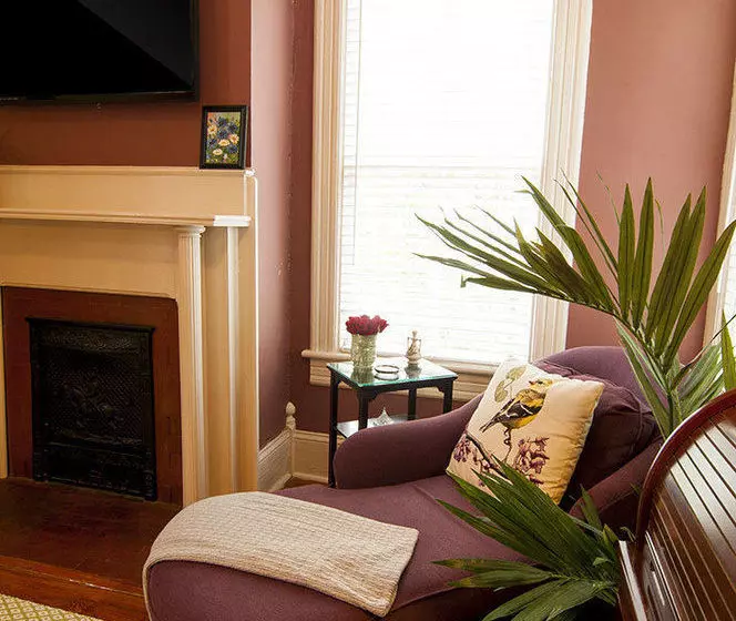 住宿加早餐  Antebellum Inn