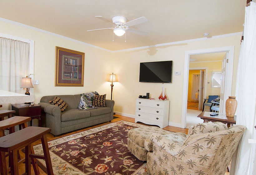 צימר Antebellum Inn