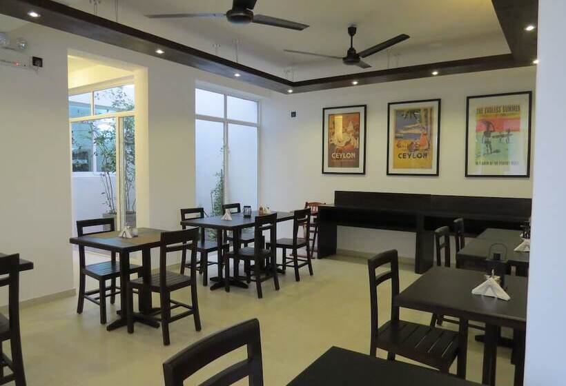 ベッドアンドブレックファースト Chapelton House