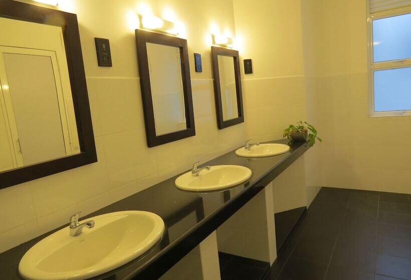 ベッドアンドブレックファースト Chapelton House