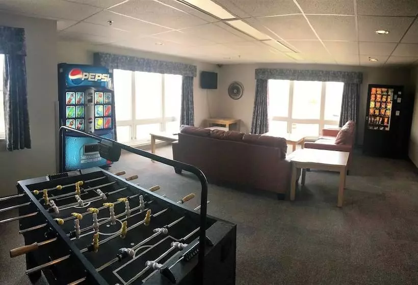 Glendenning Hall At Holland College