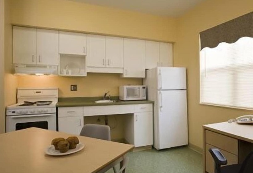 Glendenning Hall At Holland College