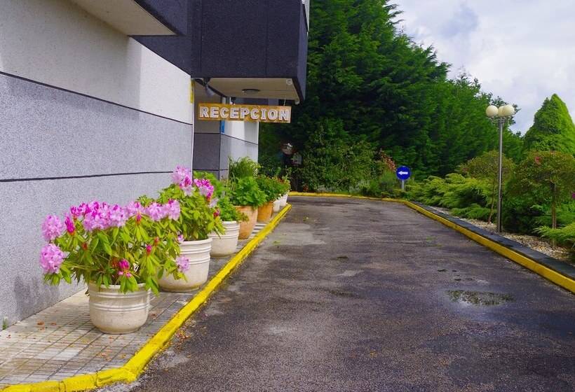 Отель Apartamentos Rock Star