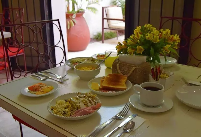 هتل Casa Italia Luxury Guest House  Adults Only