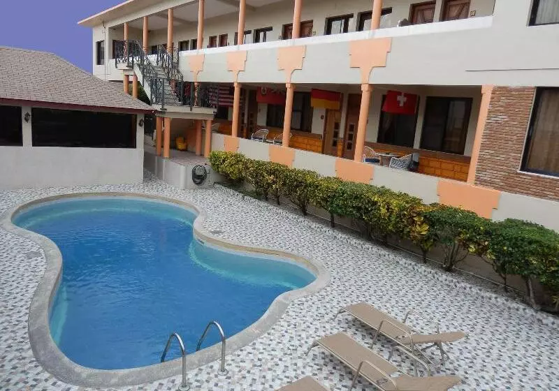 Hotel Garant & Suites