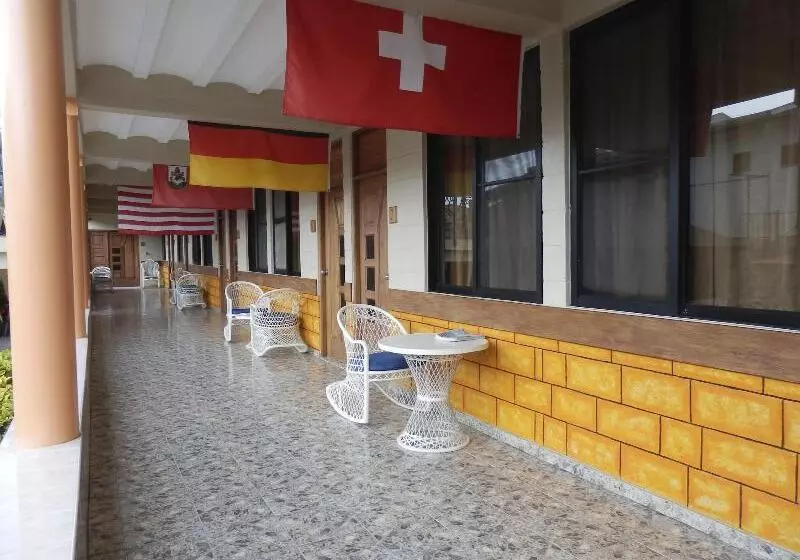 Hotel Garant & Suites