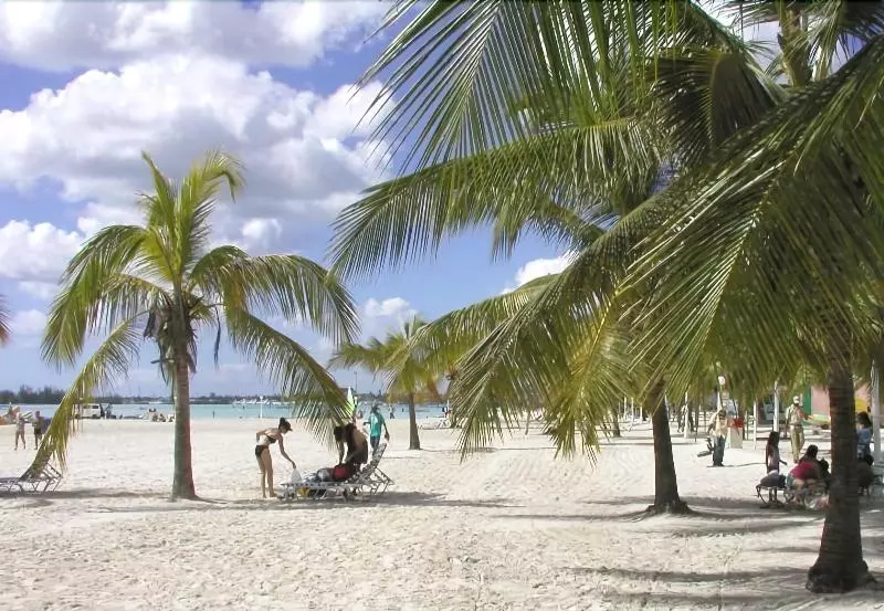 Hotel Garant & Suites