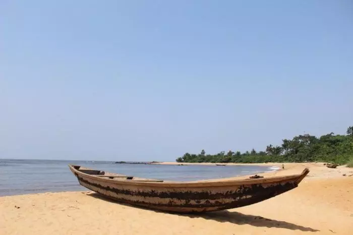 هتل Hôtel Restaurant Gites Kribi