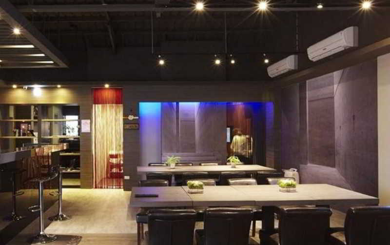 هتل Main Inn Taipei