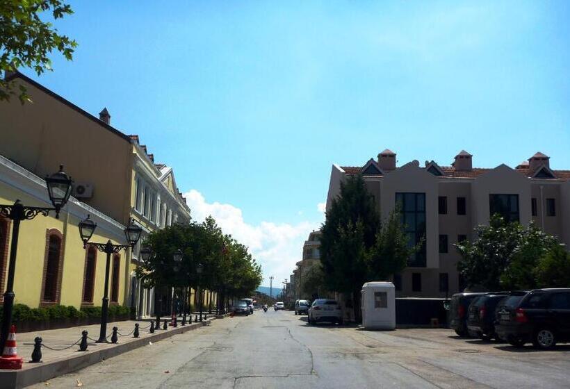 Montania Town Hotel Mudanya