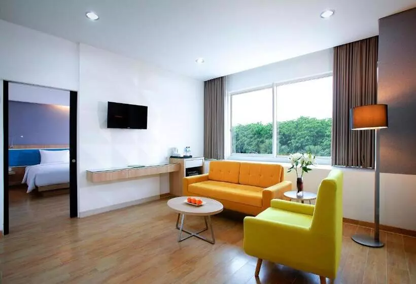 هتل Santika Kelapa Gading