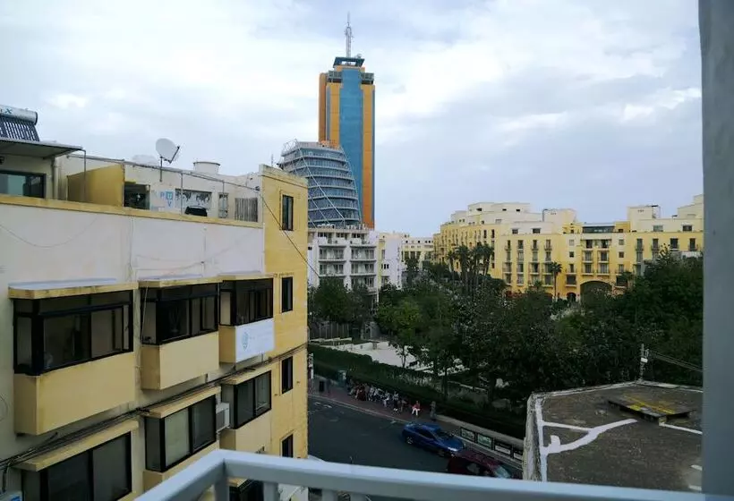 Hotelli Spinola